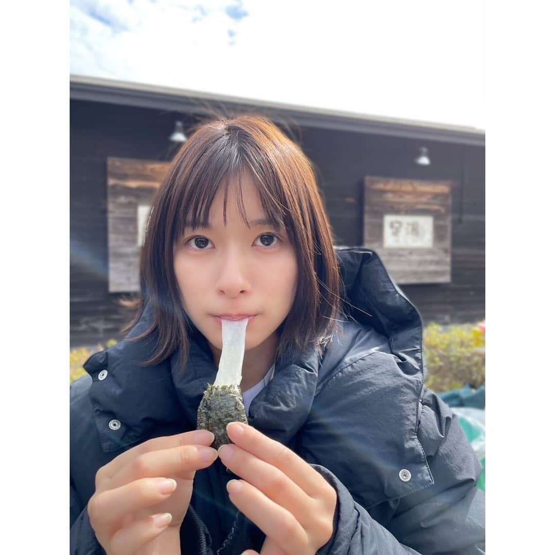 芳根京子のインスタグラム：「現場でお餅を焼いて食べました🤤  #それパク」