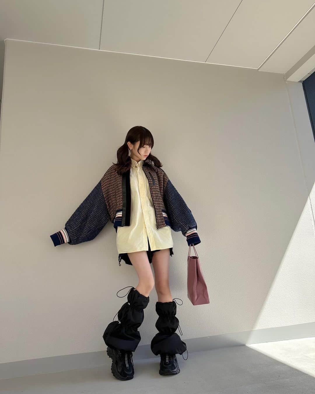 のインスタグラム：「今日の服🐤」