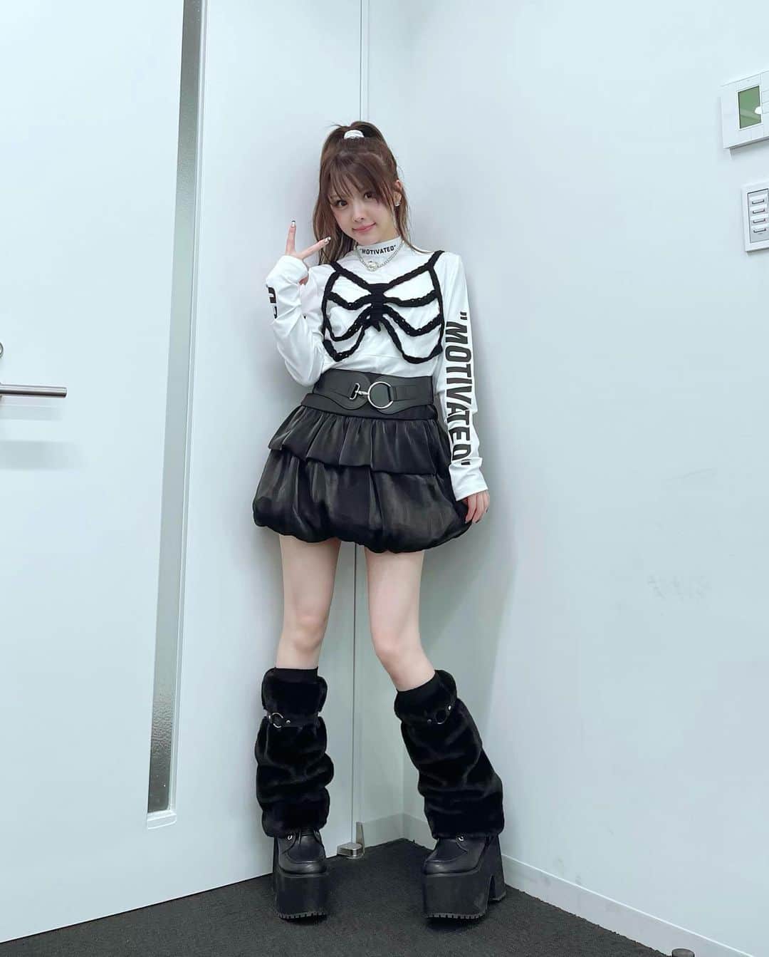 田中れいなちゃん着用ニッティングパターンボリュームフリルボレロニット 21373821_1296431870483677_2908
