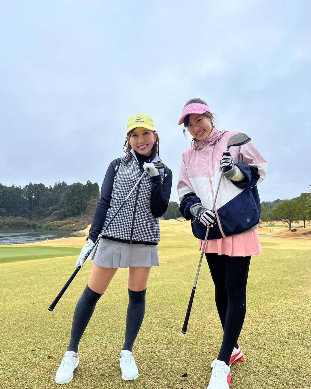 黒田菜月さんのインスタグラム写真 - (黒田菜月Instagram)「雨でも楽しかったゴ⛳️ #ゴルフ女子  #りなちゃんありがとう！ @rina.takeuch」3月19日 14時05分 - nyaaatsuki_krd