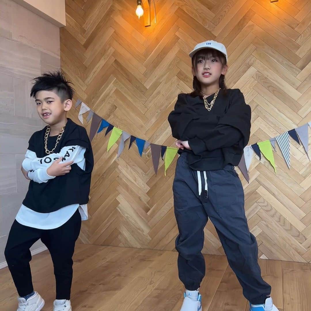 かんあきチャンネルさんのインスタグラム写真 (かんあきチャンネルInstagram)「ダンス発表会！行ってくるっ！ あちゃぎん」3月19