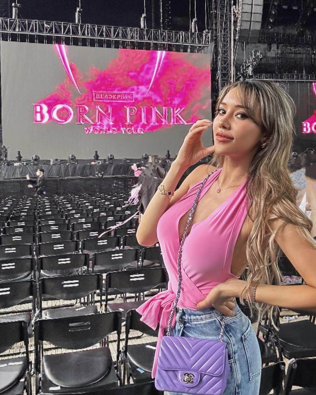 のインスタグラム：「🖤💗 blackpink in your area 🖤💗 #LISA推しです　💕」