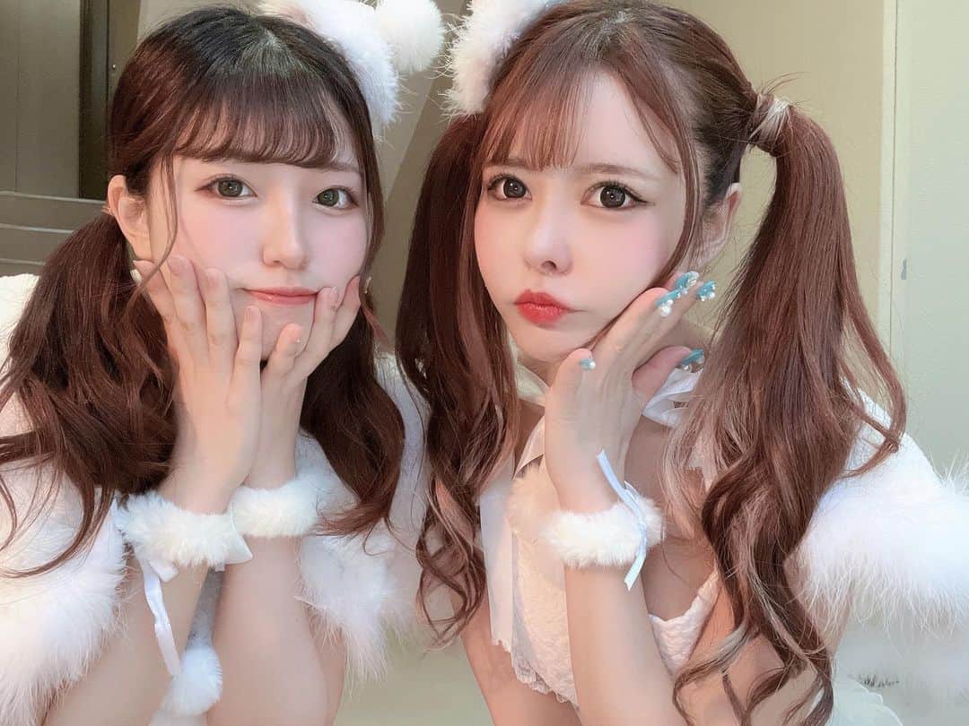 郷杏樹のインスタグラム：「. 昨日の出勤はコンカフェ衣装でした💎  #コンカフェ #スナック #歌舞伎町 #コンカフェ衣装 #新宿」