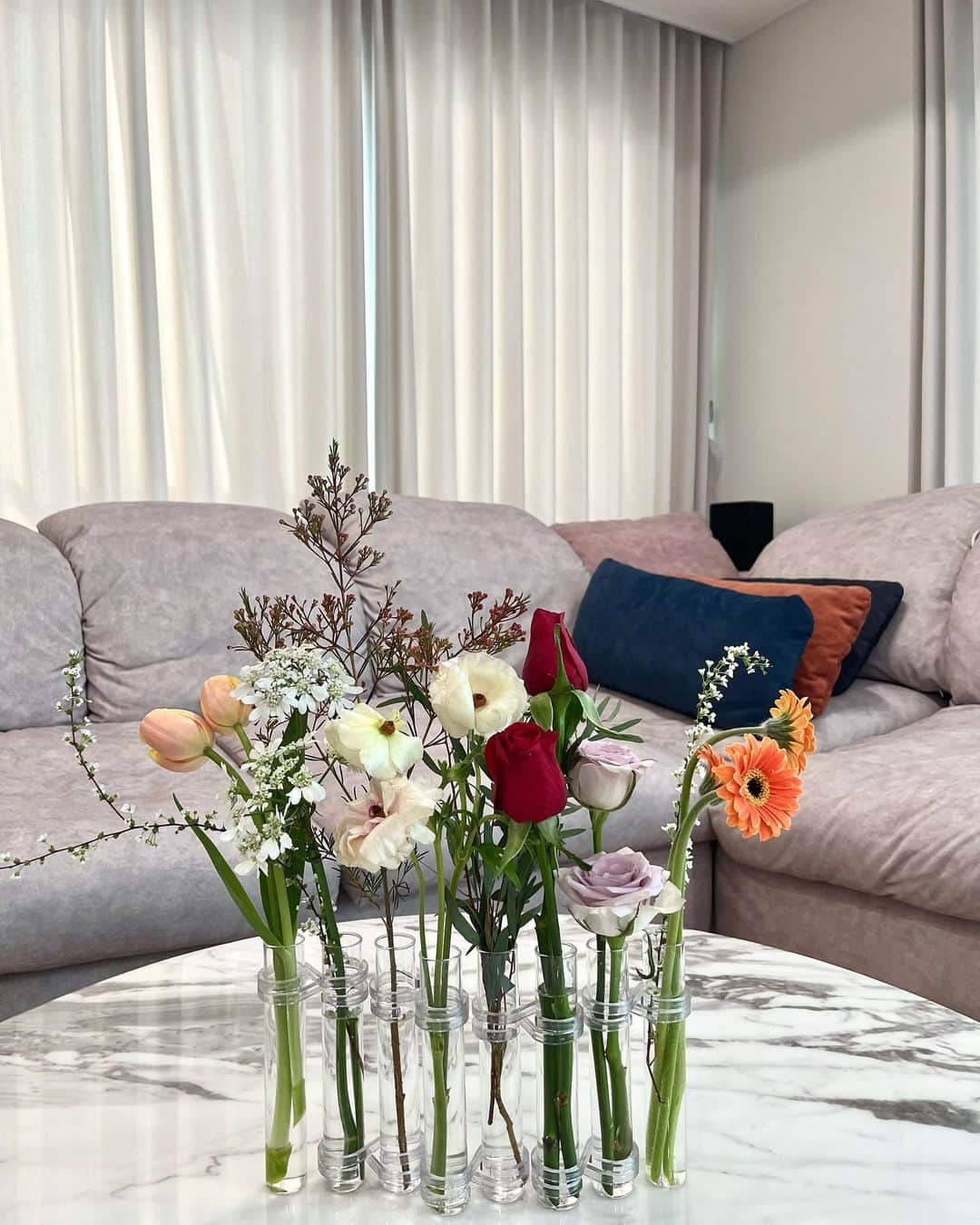 ライムのインスタグラム：「꽃 보면 너무 행복해🌸」