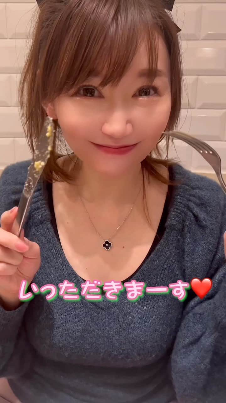 開高明日香のインスタグラム：「食べたかったパンケーキ❣️ #パンケーキ #ホットケーキ #難波カフェ #なんばカフェ #心斎橋カフェ #心斎橋グルメ  #カフェデート」