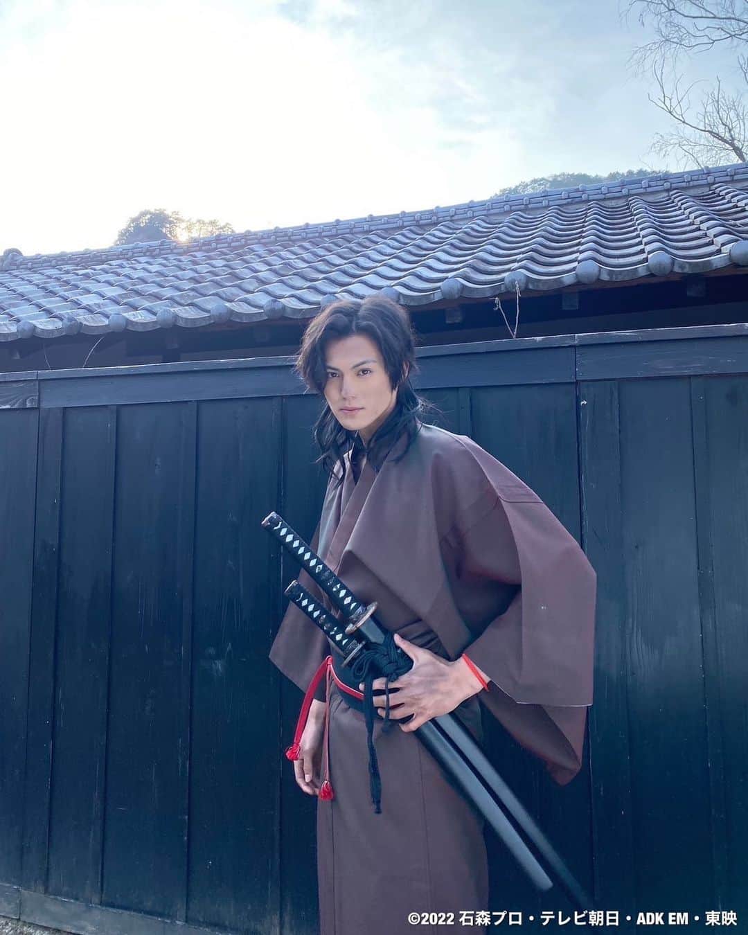 のインスタグラム：「#27🦊 Thank you . 浪人英寿どうでしたか？！⚔️ 英寿が輪廻転生していただと……？ 英寿の秘密の全貌が明らかになってきましたね . 来週の28話戦国ゲームもお楽しみに . #仮面ライダーギーツ」