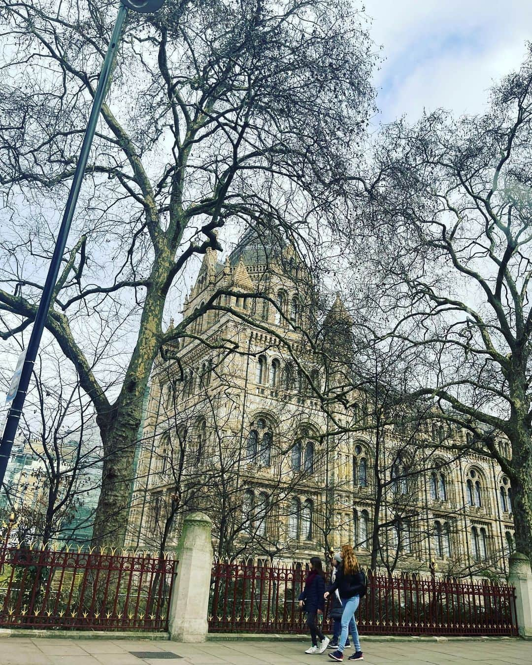 アディクションのインスタグラム：「About last week arriving in London 🇬🇧」