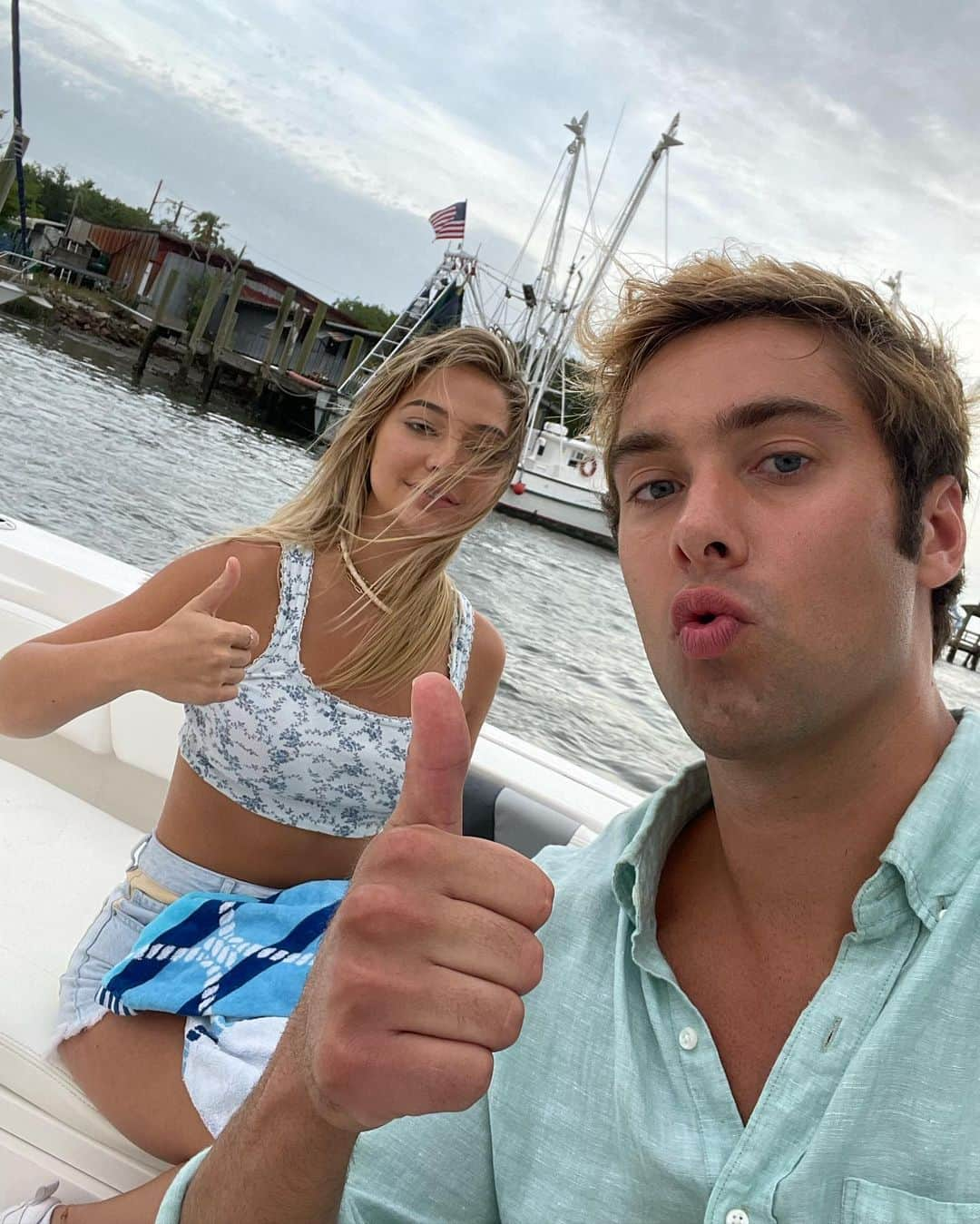 オースティン・ノースのインスタグラム：「@OBX season 3 is now streaming on @NETFLIX」