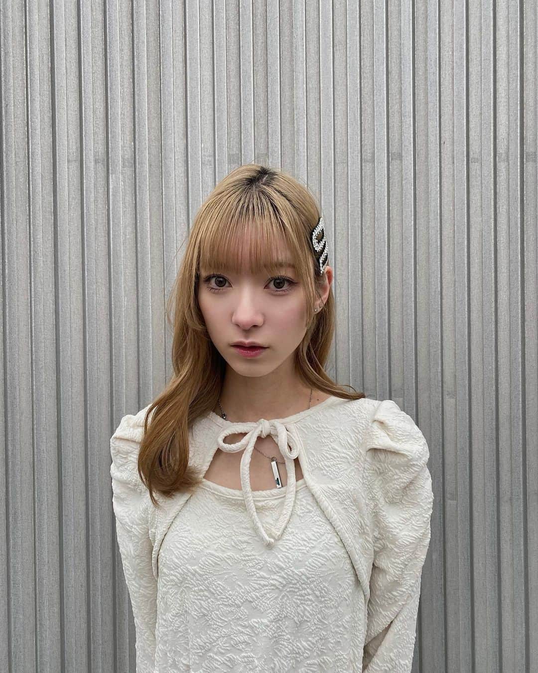 夏目璃乃のインスタグラム：「@blea_official のECブランドのワンピ.*  他にも色んなアイテムあるから是非チェックしてね‪‪☺︎‬」