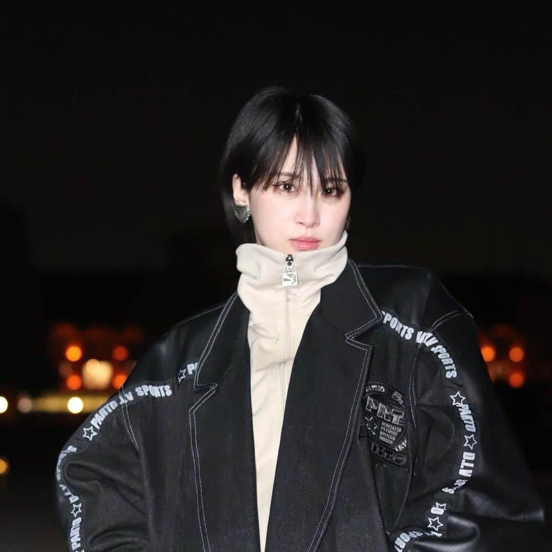 坂本澪香のインスタグラム：「こちらは「月刊坂本澪香」では ありません、ただのプライベートな坂本澪香です、写真、素敵ですね。背景天才ですね、写真だけど私すぎて話始めそう。言うてますけどmore。作品撮り待ってまつ」