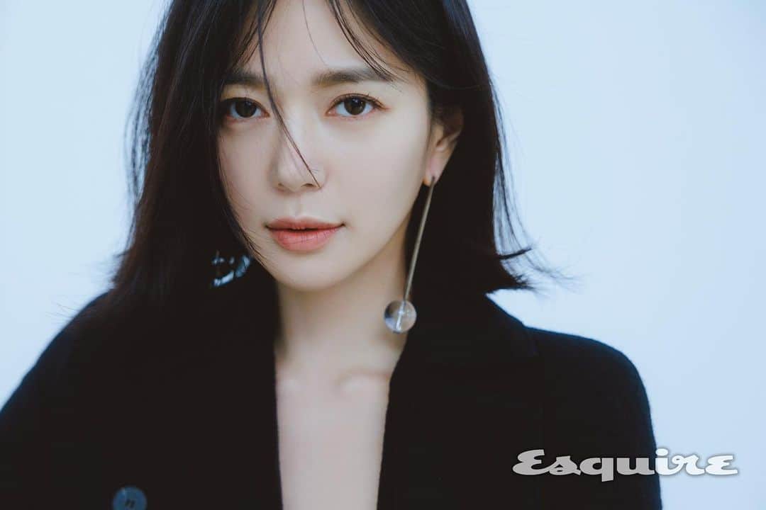 イ・エリヤのインスタグラム：「#esquire.korea」