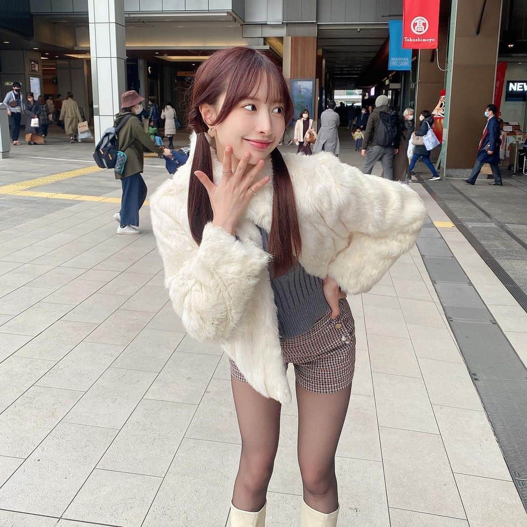 藤川らるむのインスタグラム：「世界は愛に溢れてるの🌏💞👸 ⁡ ⁡ ⁡ ⁡ ⁡ ⁡ ⁡   ⁡ ⁡ ⁡ 여자 #𝘧𝘰𝘭𝘭𝘰𝘸ｍ𝘦 #𝘧𝘰𝘭𝘭𝘰𝘸𝘦𝘳 #女孩 #섹시한 #𝘧𝘢𝘴𝘩𝘪𝘰𝘯 #ı𝘯𝘴𝘵𝘢𝘨𝘰𝘰𝘥 #𝘱𝘩𝘰𝘵𝘰𝘰𝘧𝘵𝘩𝘦𝘥𝘢𝘺 #𝘢𝘳𝘵 #𝘤𝘶𝘵𝘦 #𝘴𝘵𝘺𝘭𝘦 #𝘮𝘦 #패션스타그램 #セルフィー #𝘪𝘨𝘦𝘳𝘴𝘫𝘱 #𝘴𝘦𝘭𝘧𝘪𝘦 #팔로우환영 #란제리 #속옷 #น่ารักจัง #ใสใส#สคใส #ยิ้ม #คําคม  #สาวออฟฟิต#ถกและดีมือนจริง #สาวออฟฟิศ」