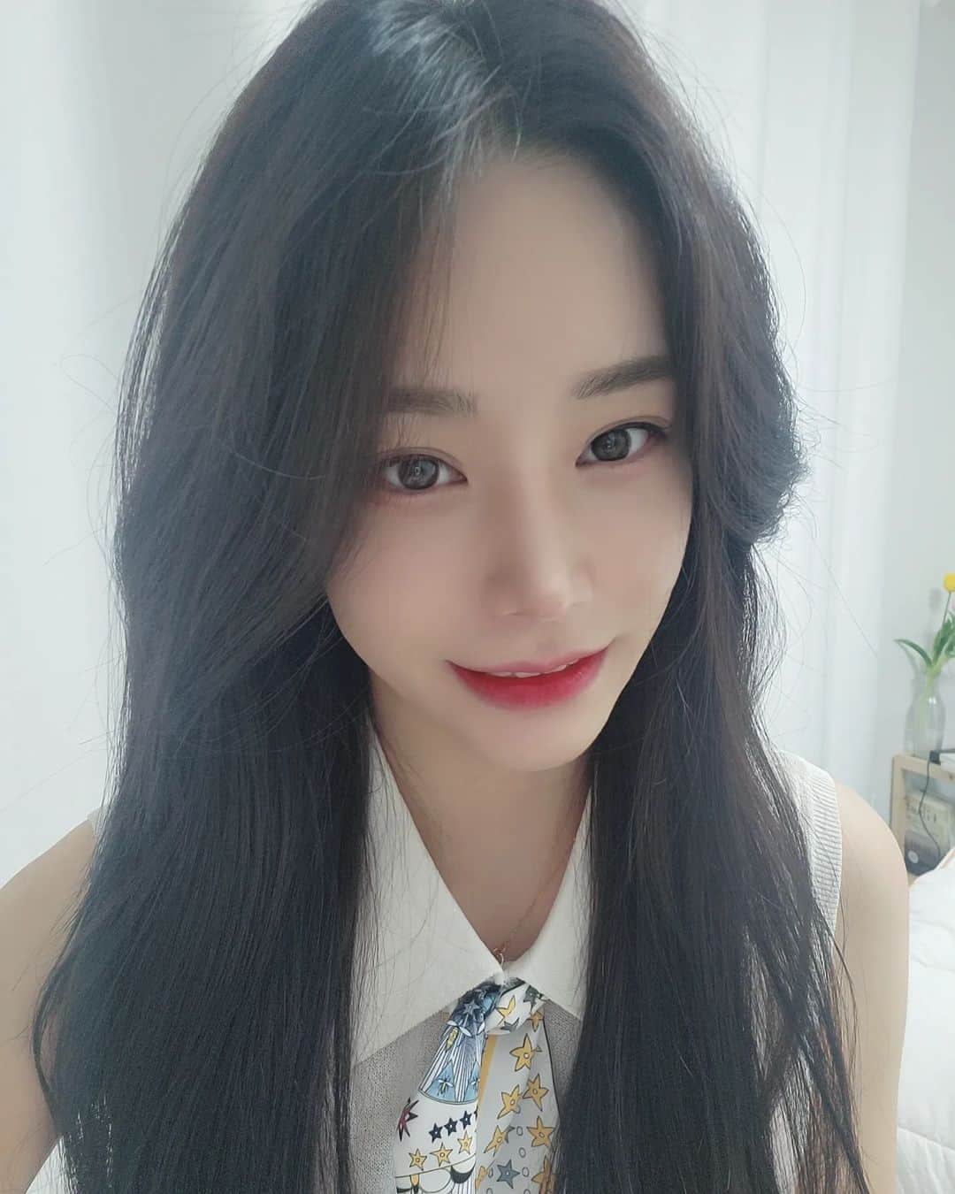 ジナ のインスタグラム：「간만에💕 #셀카」