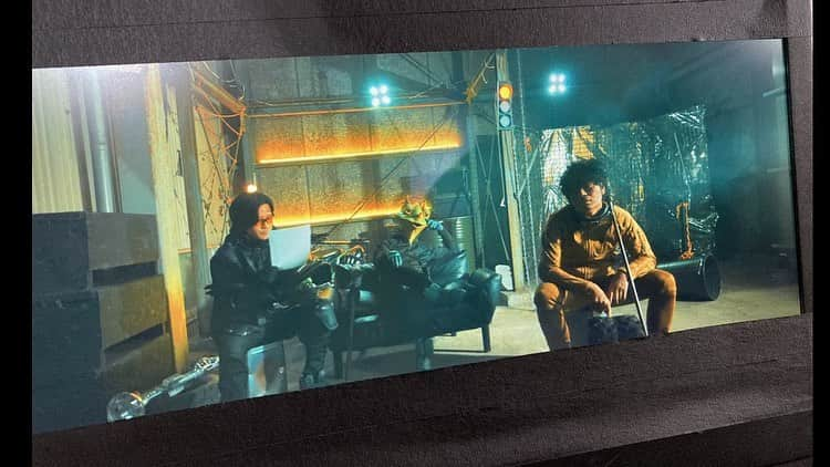 カメレオールさんのインスタグラム写真 - (カメレオールInstagram)「【絶賛撮影中】  酒場SF映画 『REUNION:02 -GENESIS-』  職業怪人カメレオール出演シーンの撮影現場☆  サイボーグパーツ強盗団の活躍を乞うご期待☆☆  ⬇️映画公式サイト⬇️ mikado-production.com/02/  #酒場SF #REUNION2 #宇宙生物学 #アストロバイオロジー #地球外知的生物 #宇宙  #宇宙探索 #JAXA #宇宙飛行士 #天体 #星空 #宇宙工学 #月 #惑星 #地球外生物  #映画 #SF #movie #cinema  #monster  #Photo  #アート #art  #芸術 #artist #モデル #model #作品 #デザイン #design」2月23日 20時16分 - chamereoru