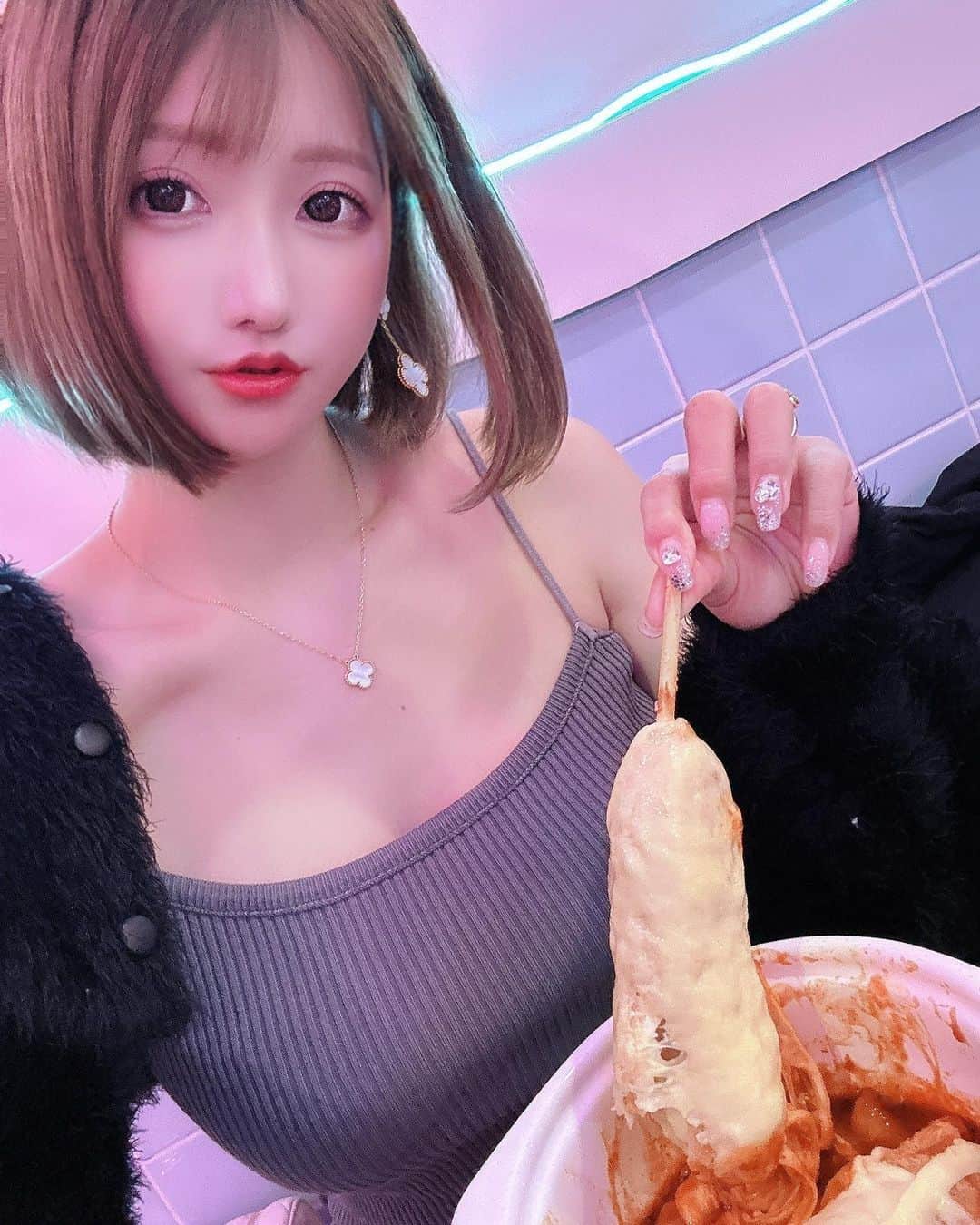 明日花リナのグルメインスタ