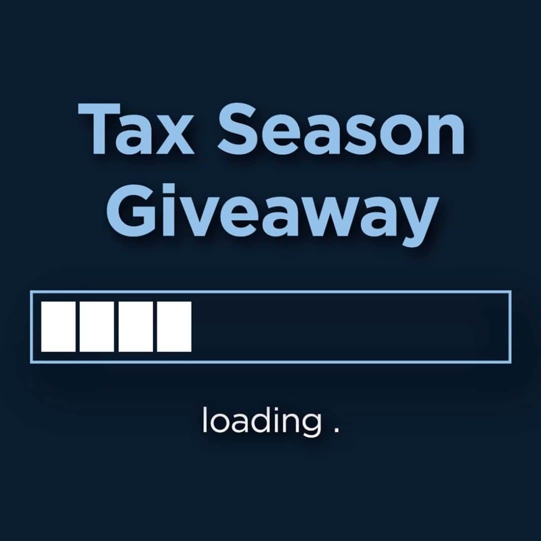 のインスタグラム：「💸 TAX SEASON GIVEAWAY 💸 The giveaways continue… this time, we have the newest moto g play up for grabs! Perfect for the person who's watching or creating content.  How to Enter: - Follow @motorolaus - Leave a comment with how you’re spending your refund check  Rules in bio.」