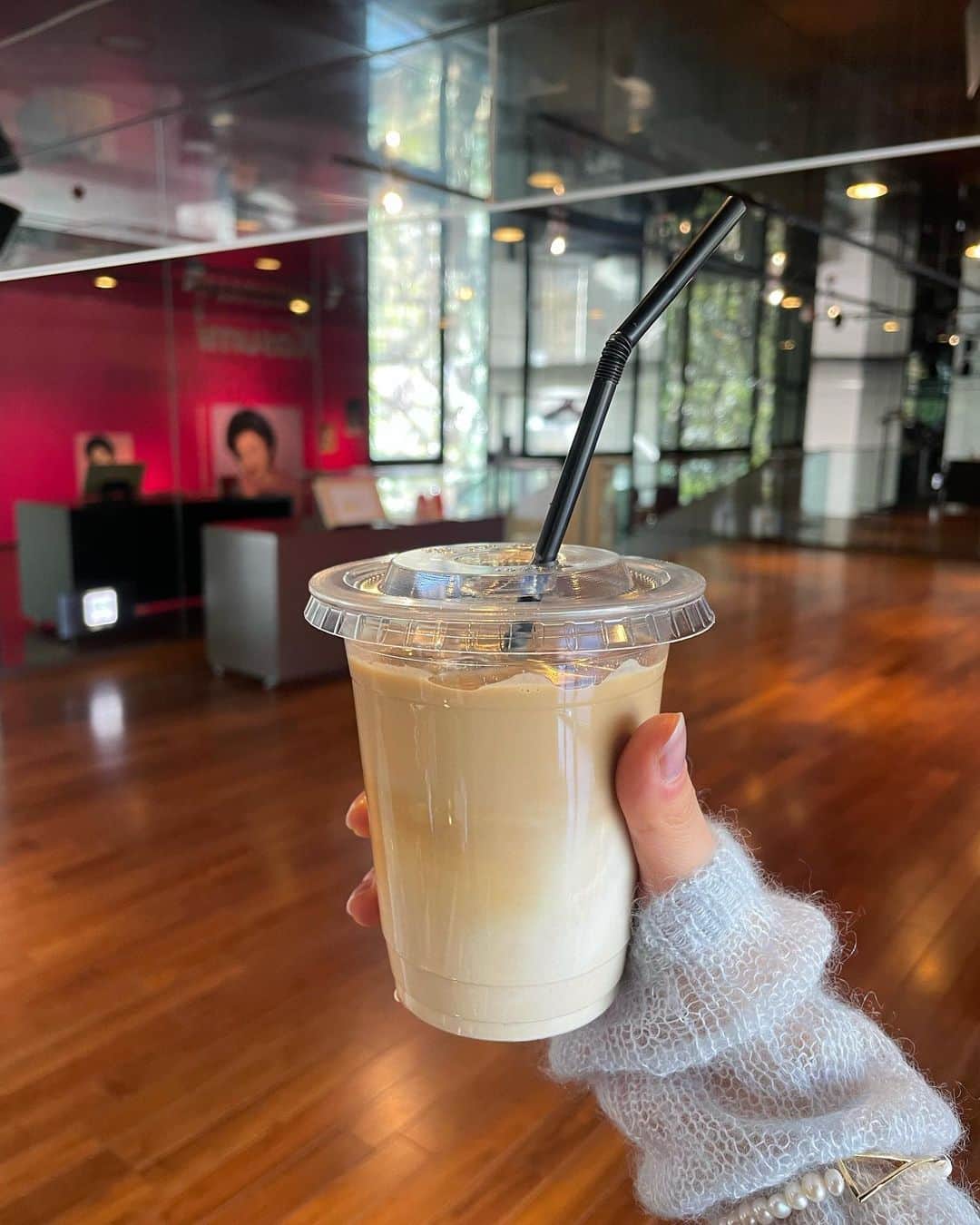 後藤夕貴さんのインスタグラム写真 - (後藤夕貴Instagram)「☕️🌿  #connelcoffee #青山カフェ」2月24日 12時56分 - yuki_gotooo