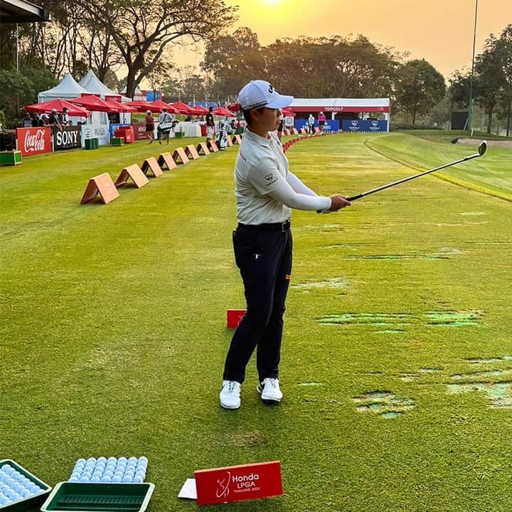 笹生優花のインスタグラム：「Honda LPGA Thailand🇹🇭 Sunny week Let's do it👍応援よろしくお願いします@hondalpgathailand」