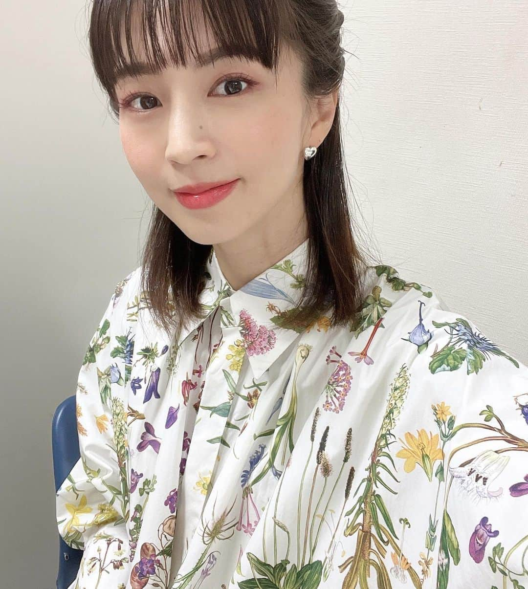 安田美沙子さんのインスタグラム写真 - (安田美沙子Instagram)「これから、ノンストップ生放送です🤍 ぜひ見てください♥️♥️♥️  お片付けについて。。。✨✨✨  フジテレビ　9:50〜  #nonstop  #フジテレビ #春だね🌸」2月24日 9時25分 - yasuda_misako