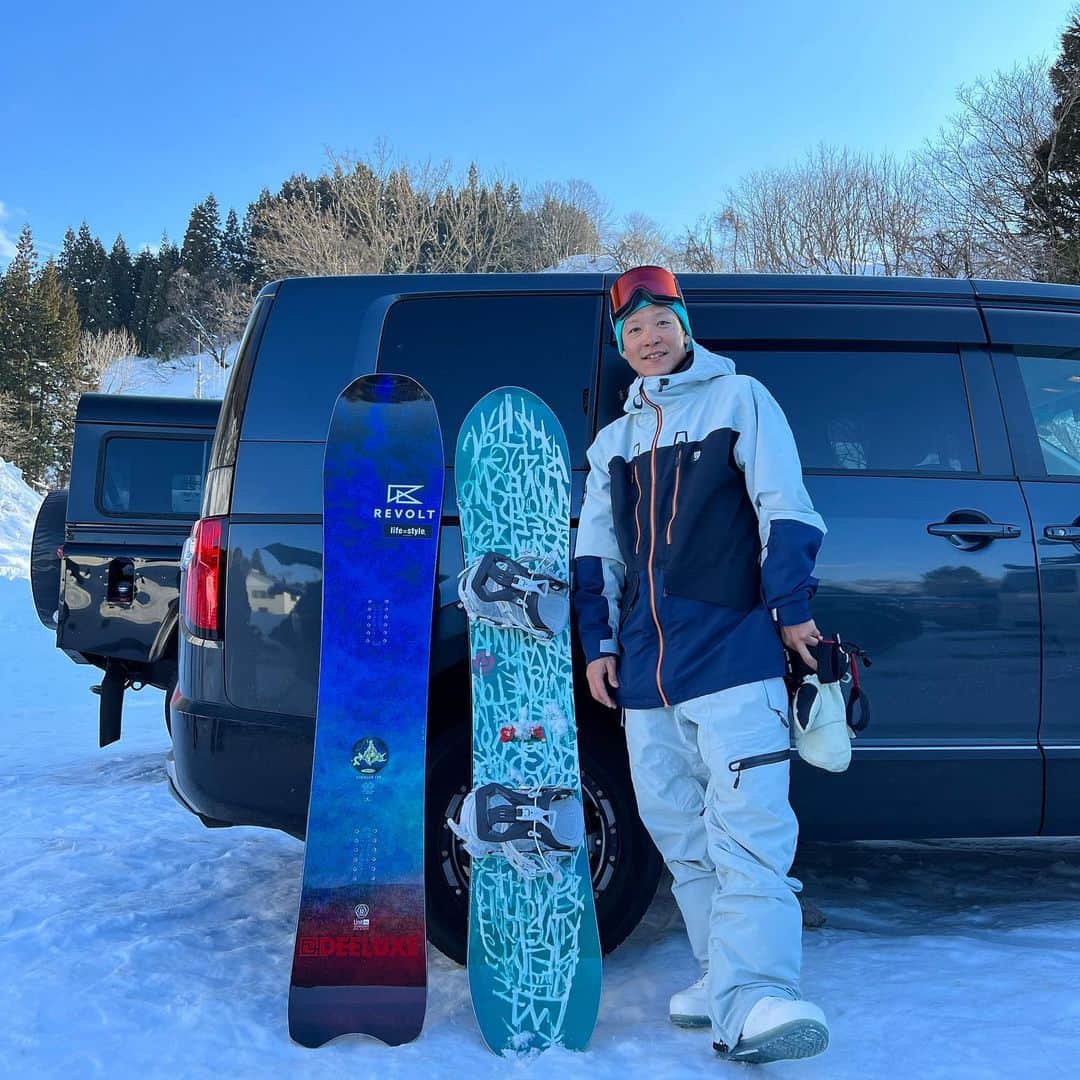 駿河太郎さんのインスタグラム写真 - (駿河太郎Instagram)「急遽、敢行した 2泊3日の新潟妙高の旅 最終日は @masanori_takeuchi_  さん率いる、最高にプロフェッショナルcrewによる @hikarigaharacattours   ご近所のショップ @brine.jp のプライベートツアー  疲れ果てて、写真がない…🙄  にしても 素敵な3日間となりました  一緒に滑ってくれた方 お会いした皆様 ありがとうございました  special thanks  @cocco_takeuchi  @moe.0421」2月24日 10時22分 - tarosleepydog