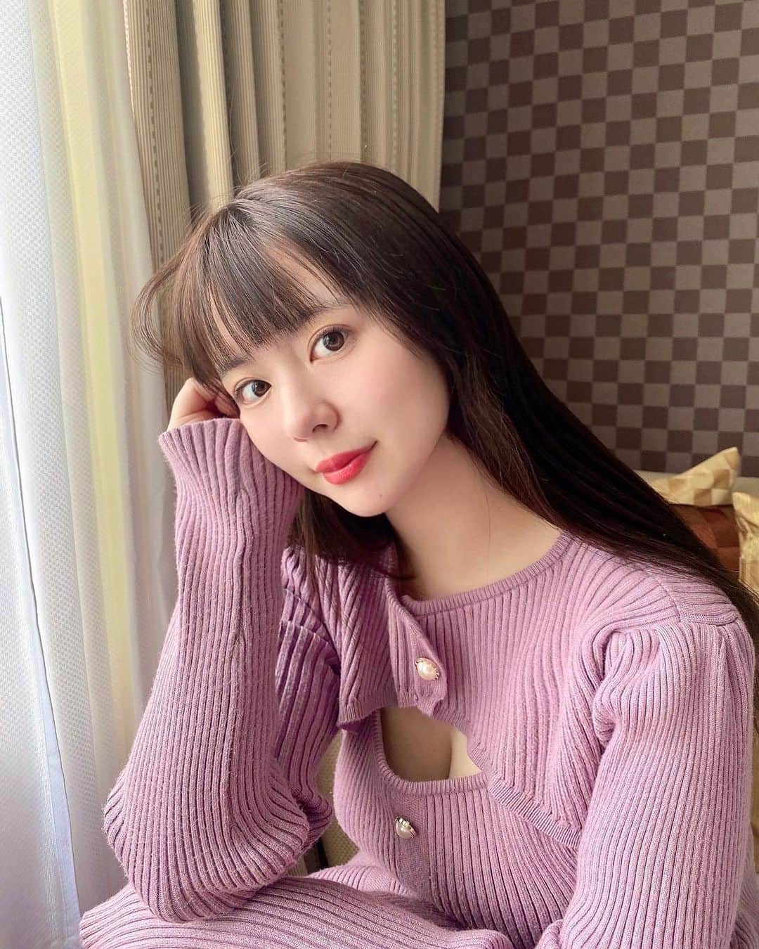 のインスタグラム：「Well done✨ I went on a trip with my family.  I felt so happy when I'm relaxing ☘️ I haven't felt like this for such a long time.✨  お疲れ様✨ 家族旅行にいきましたっ  まったりとしたりして幸せ☘️ 久しぶりに気持ちが安らいでます✨」