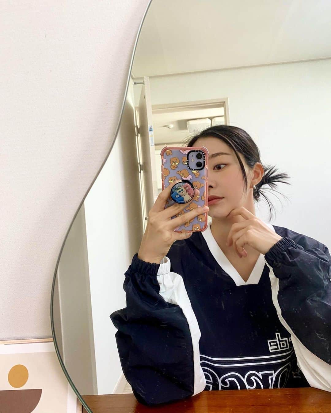 キム・ガウンのインスタグラム：「💭」