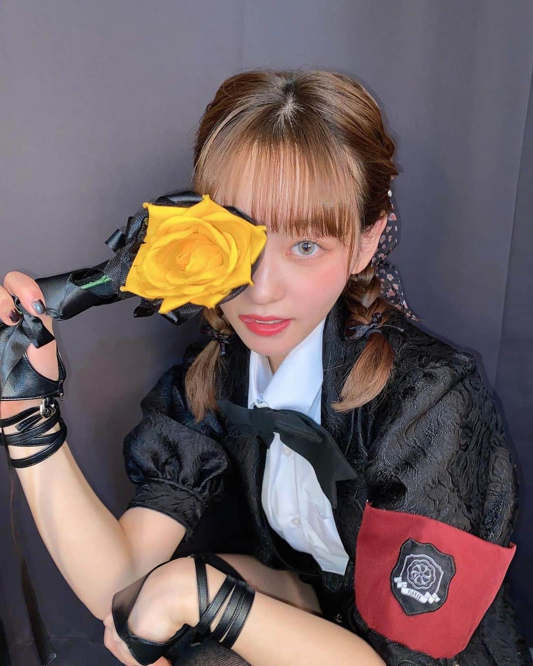 のインスタグラム：「🥀×純文学少女歌劇団🥀 File No.0001 『マエストロには背を向けよ』  2023年5月3日(水)〜7日(日) Theater Mixa  新作公演が決定いたしました！🧡 GWはミステリーの続きが見れるね なんだか胸騒ぎがするなぁ…🫣  #x純文学少女歌劇団 #THEFUJUNBUNGAKUGIRLSMUSICALREVUE #赤家野アン」