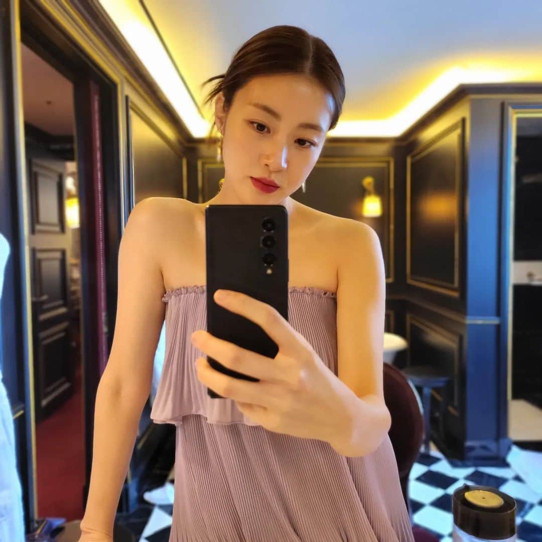 カン・ソラさんのインスタグラム写真 - (カン・ソラInstagram)「#싱글즈 #레스케이프호텔」2月24日 15時58分 ...