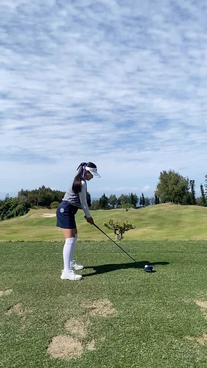 のインスタグラム：「. スローで⛳️ . #ゴルフ#ドライバー #ゴルフスイング #driver#golf」