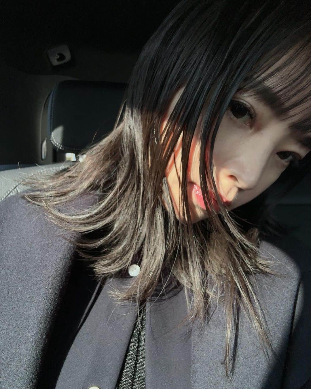 小田切恵子のインスタグラム：「Beauty day♡  @rounge_nail_shibuya でアイラッシュ👁  @air_aoyama  @moromishun で髪を整え💇🏽‍♀️  @beryl_kogao  @kei0227 のBeauty saronで脱毛した日  よく移動したしよくしゃべった🤭  #beautyday」