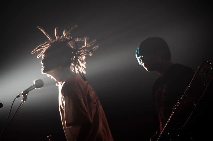 KEN IIKAWAさんのインスタグラム写真 - (KEN IIKAWAInstagram)「Sendai GIGS “CAFFEINE BOMB TOUR 2022〜2023”  📸 @hayachinphoto   #heysmith #Insideofme #skapunk #skacore #ska #trumpet #trumpetplayer #horn #hornsection #punk #japan #tromba #trumpetlove #trumpeta #trumpete #trumpettist #trumpetlife #trumpetista #トランペット #arresonance #arresonancemouthpiece」2月24日 16時38分 - keniikawa