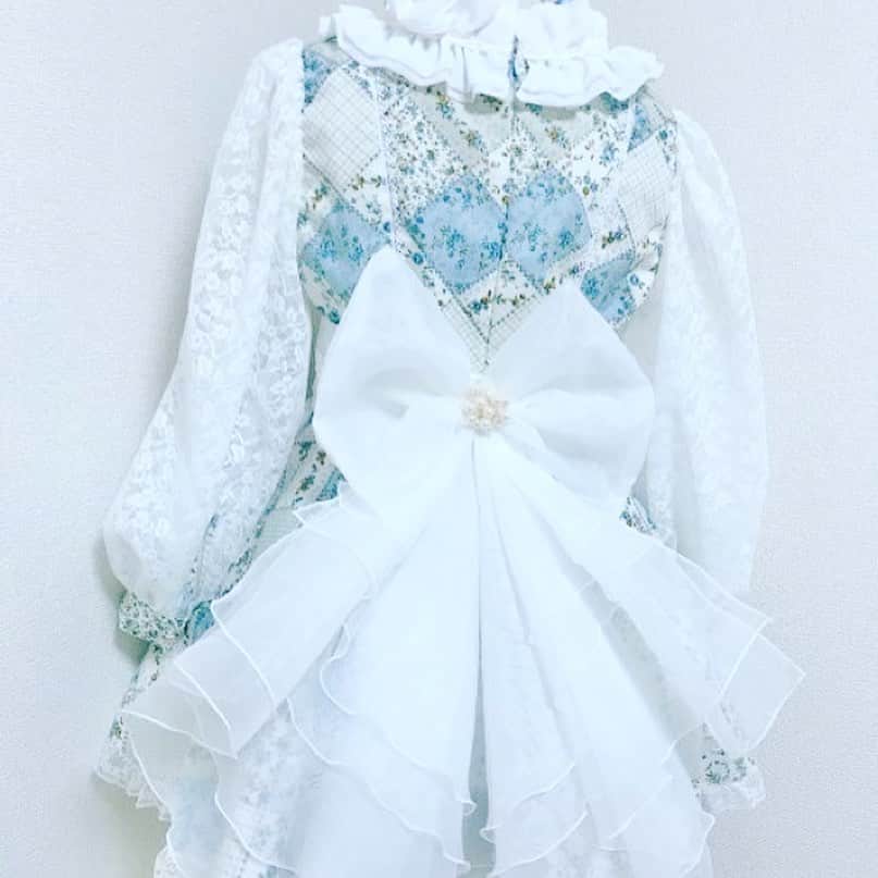 植田ひかるさんのインスタグラム写真 - (植田ひかるInstagram)「Instagramをパステルカラーにしよう計画  色味がごちゃごちゃしてるから可愛い感じにしよう。  ❄️💠☁️🕊🤍✉️ がんばれ〜」2月24日 16時45分 - uedahikaruofficial