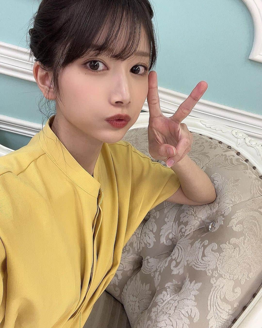 のインスタグラム：「3/30-4/2上演の舞台 RAVE☆塾「かえってきたWteen」 ビジュアル撮影でした( ¨̮ ) わたしは人生初の先生役です💪  どんな先生でしょう😷お楽しみに！  詳しくはTwitterへ  #為近あんな#かえダブ#rave塾#舞台女優#舞台#俳優#女優#actores#gravureidol#model#オフショット」