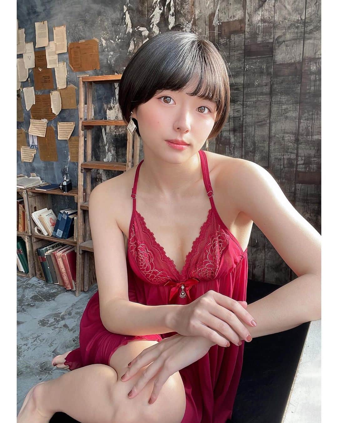 葉月つばささんのインスタグラム写真 - (葉月つばさInstagram)「こんちわー(」・ω・)  3月公開の作品撮りのオフショットです！ 3月もよろしくお願いします✨️   #アイドル #cosplay  #idol  #photo」2月24日 18時00分 - 2basa_kodama