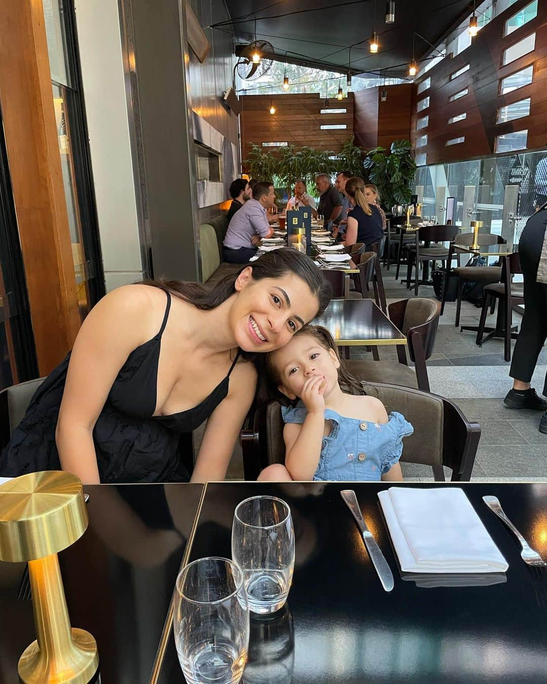 ムスタファ・アミニさんのインスタグラム写真 - (ムスタファ・アミニInstagram)「Natalie’s birthday dinner! 👨‍👩‍👧‍👧❤️🙏」2月24日 18時30分 - mustafaamini