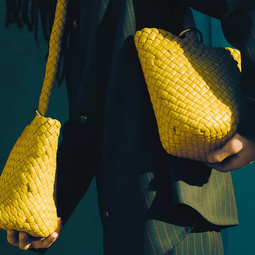 のインスタグラム：「PRODISM No.38『2023 S/S LUXURIOUS ONE -大人のための艶やかな最新ラインナップ-』  #vottegaveneta #tomford #preodism」