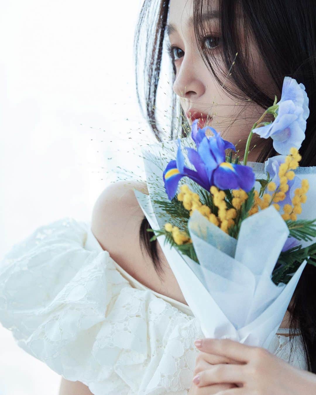 クアン・シャオトン（Guan Xiaotong）さんのインスタグラム写真 - (クアン・シャオトン（Guan Xiaotong）Instagram)「好闻」2月24日 19時11分 - stronger917