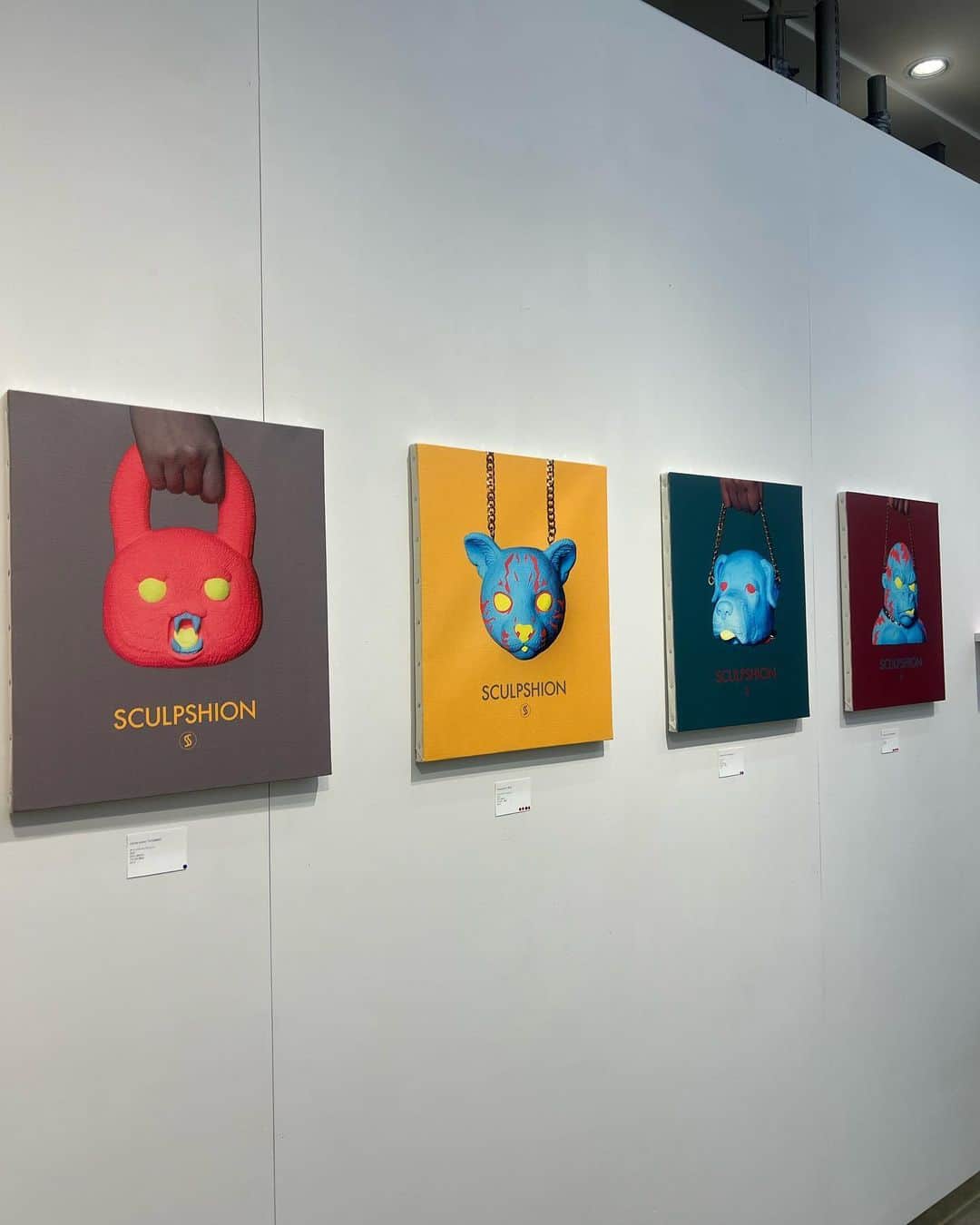 小林美季さんのインスタグラム写真 - (小林美季Instagram)「SCULPSHION  彫刻家 吉田くんの個展⚒  もうほんと 相変わらずおもしろい人だったぁ*  残したい大切なものと 壊して新しく生みだすパワーと のバランスがすごい！  可愛くて力強い作品たちを たくさんの人に見てもらえますよに* 刺激をありがとうー！🌷 またゆっくり話しましょ♪  ☞渋谷パルコ 5F 2/27まで  #彫刻 #彫刻家 #吉田孝弥  #Yoshidatakaya #SCULPSHION #Art #XLAGE #fashion #美術 #刺激の日 #渋谷パルコ」2月24日 20時35分 - miki_66v