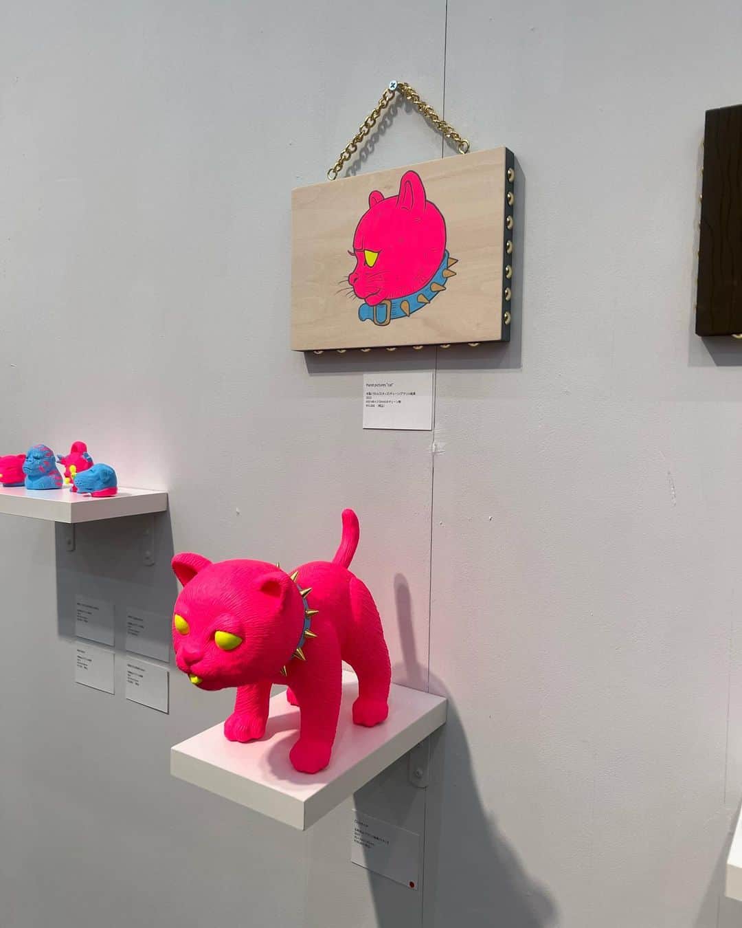 小林美季さんのインスタグラム写真 - (小林美季Instagram)「SCULPSHION  彫刻家 吉田くんの個展⚒  もうほんと 相変わらずおもしろい人だったぁ*  残したい大切なものと 壊して新しく生みだすパワーと のバランスがすごい！  可愛くて力強い作品たちを たくさんの人に見てもらえますよに* 刺激をありがとうー！🌷 またゆっくり話しましょ♪  ☞渋谷パルコ 5F 2/27まで  #彫刻 #彫刻家 #吉田孝弥  #Yoshidatakaya #SCULPSHION #Art #XLAGE #fashion #美術 #刺激の日 #渋谷パルコ」2月24日 20時35分 - miki_66v