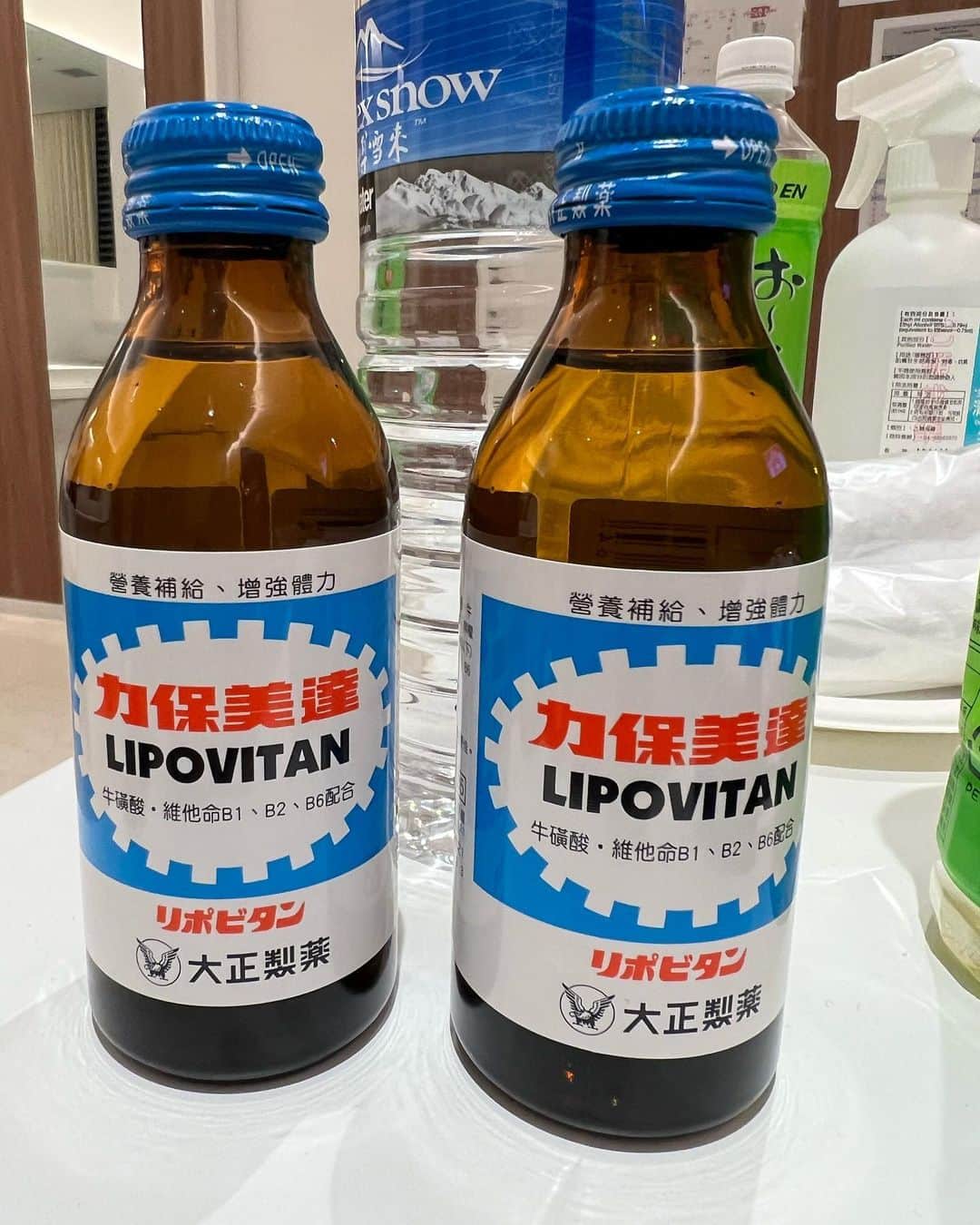 亀田誠治のインスタグラム：「リポD注入in台湾💪 #zepppremium」