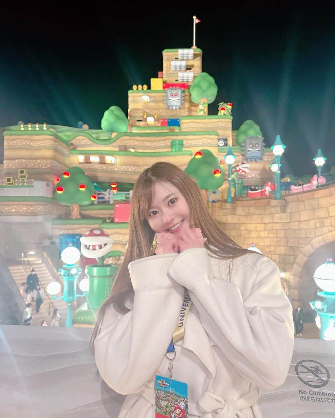 葵百合香（八田愛梨）のインスタグラム：「マリオワールドで写真撮るのは絶対🥰 #葵百合香 #AV女優 #セクシー女優 #高身長 #巨乳 #熟女 #人妻 #エッチなお姉さん #アダルト #スーパーマリオワールド  #ユニバーサルスタジオジャパン」
