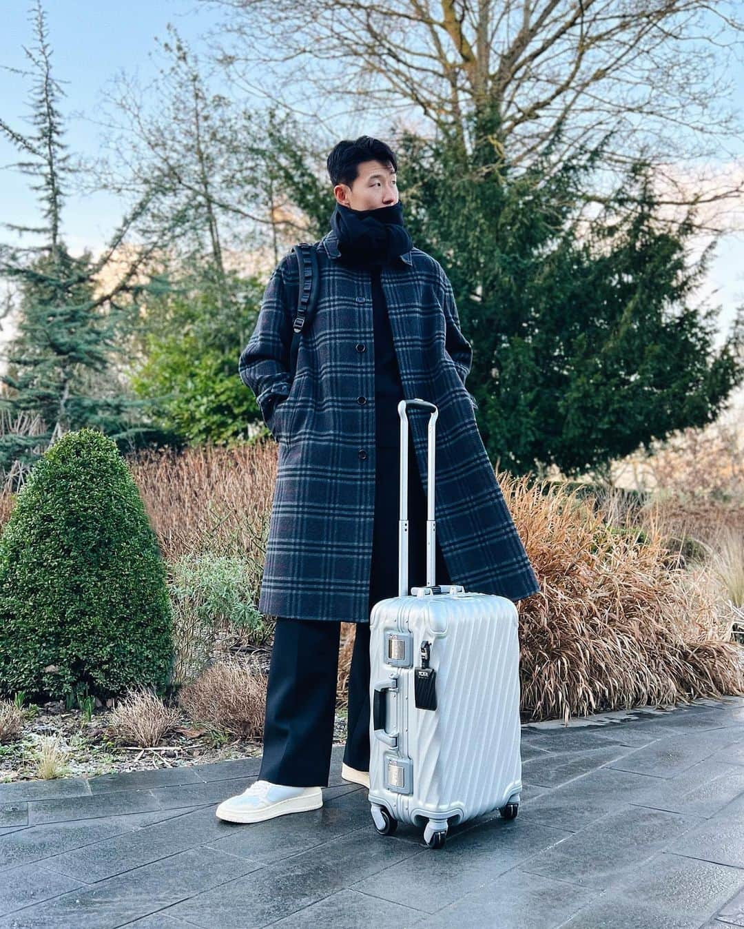 ソン・フンミンのインスタグラム：「Rolling through the week, ready for a big weekend match! 😁 @tumitravel」