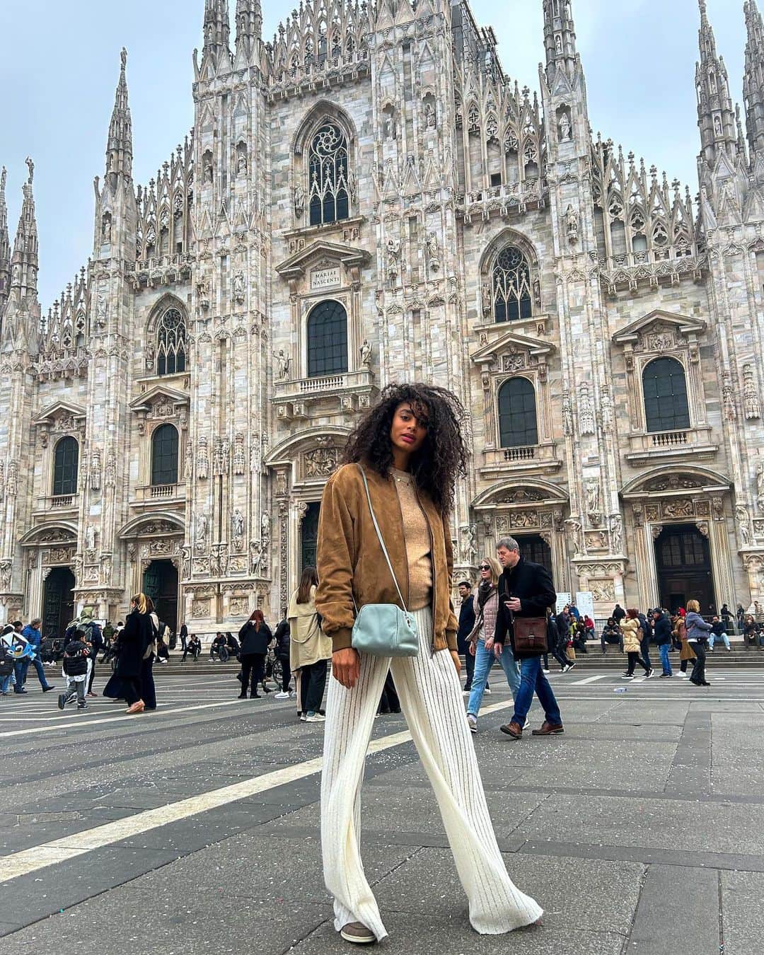 マリア・ベネディクタ・チグボルさんのインスタグラム写真 - (マリア・ベネディクタ・チグボルInstagram)「#MFW #LoroPiana」2月25日 0時42分 - benedictachigbolu