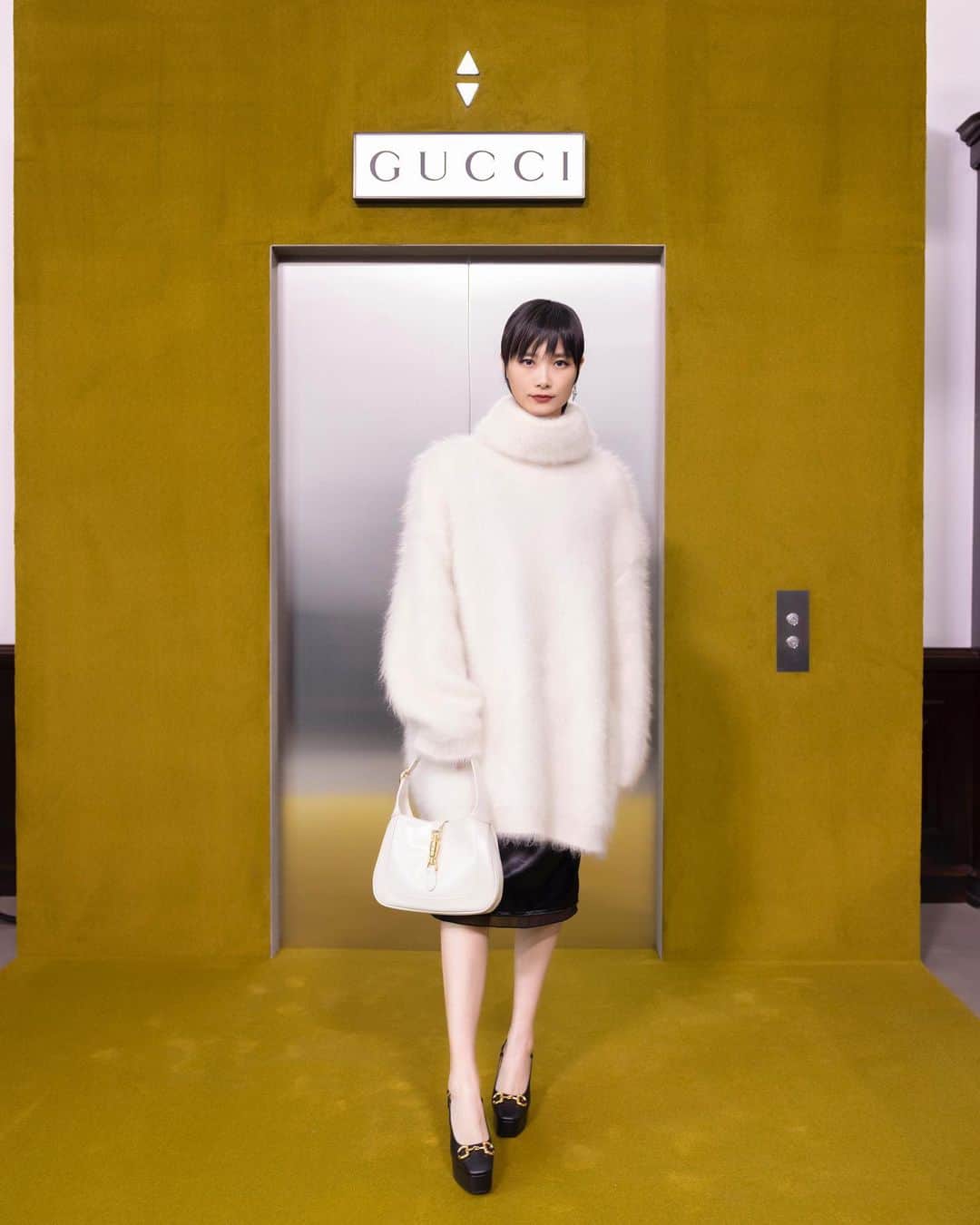 李宇春さんのインスタグラム写真 - (李宇春Instagram)「#GucciFW23 @gucci」2月25日 1時58分 - urnotchrislee