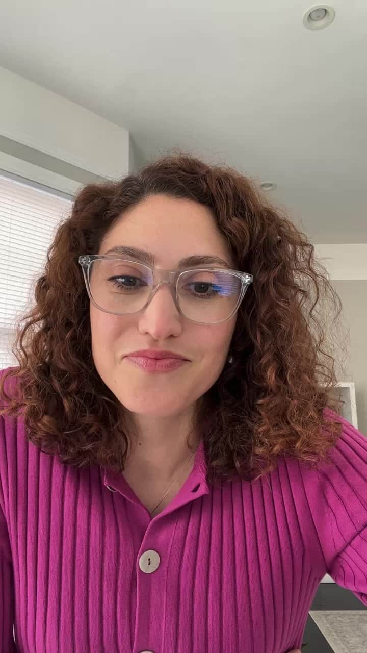 ULTA Beautyのインスタグラム：「We’re chatting all things skin barrier today with @myrevea, a skincare technology company that uses cutting-edge science and AI to design precision treatments that are formulated just for you.」
