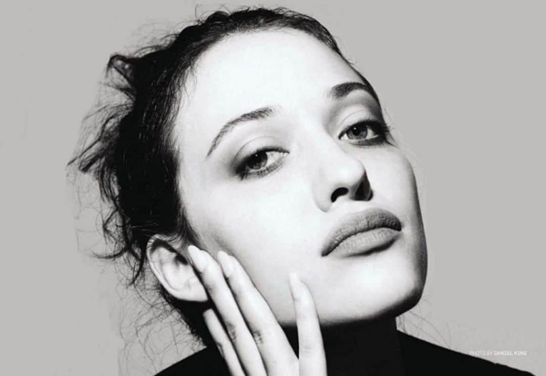 カット・デニングスのインスタグラム：「She’s listening!」