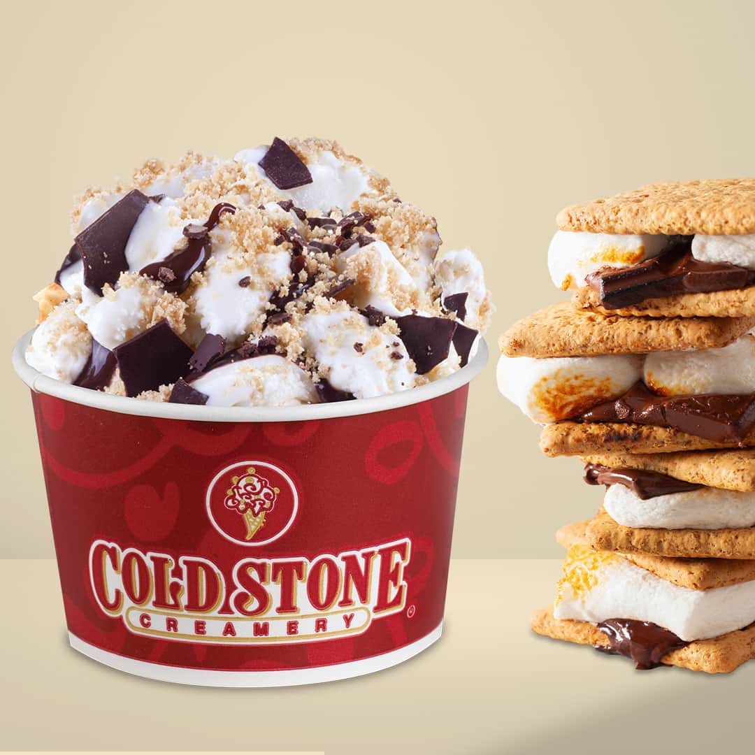 のインスタグラム：「Our Campfire Classic™ Creation™ will make you a very happy camper! 😍🏕️🔥 Deliciously made with Marshmallow Ice Cream, Graham Cracker Pie Crust, Chocolate Shavings & Fudge. 🍦🍫  Order online at ColdStoneCreamery.com」