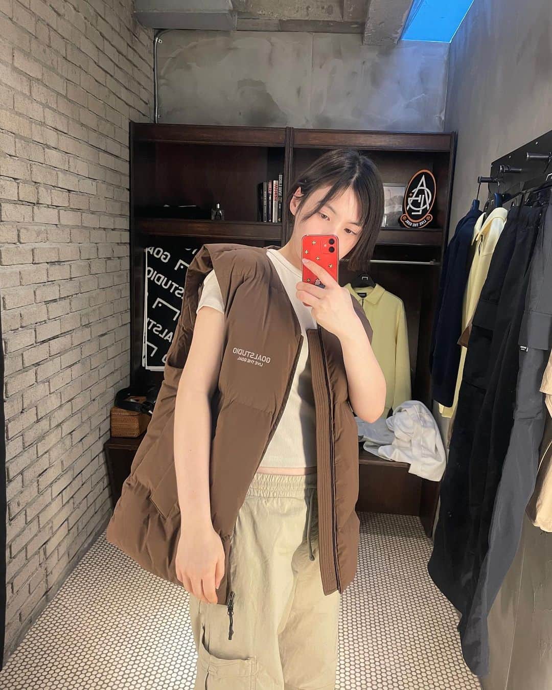 キム・ヨンジさんのインスタグラム写真 - (キム・ヨンジInstagram)「유산소로 아이쇼핑 추천」2月25日 16時01分 - demi_kimee