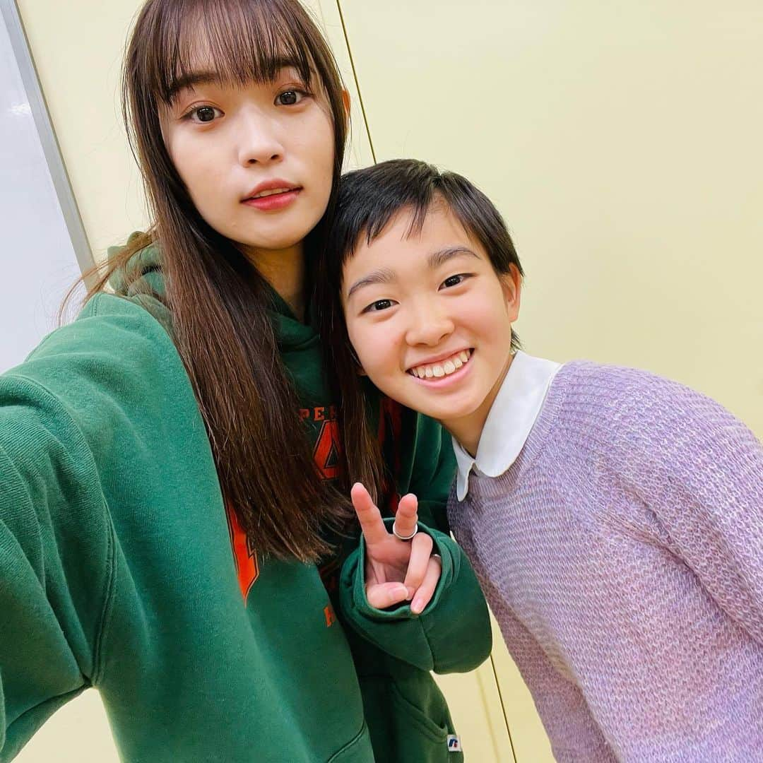 村山輝星さんのインスタグラム写真 - (村山輝星Instagram)「#きら聖菜  きらり初のコメント読みインスタライブ ありがとうございました🥳  コメントくるかな､､､1時間できるかな､､､と 不安そうでしたが、1時間たのしくお話出来ました✊🏻  またやりましょう！  #村山輝星 #倉持聖菜 #劇団東俳 #Tプロジェクト #子役 #インスタライブ #Instagram」2月25日 16時38分 - murayama_kirari_staff