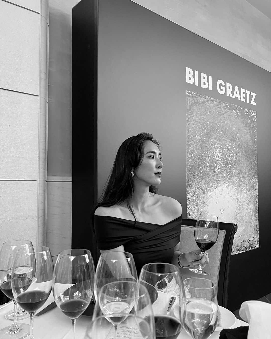 立野リカのインスタグラム：「Cheers to the weekend 🍷  昨日はBIBI GRAETZのワインペアリングディナー✨　 Thank you @bibigraetz ❤️  #bibigraetz  #ビービーグラーツ #イタリアワイン  #pierothjapan」